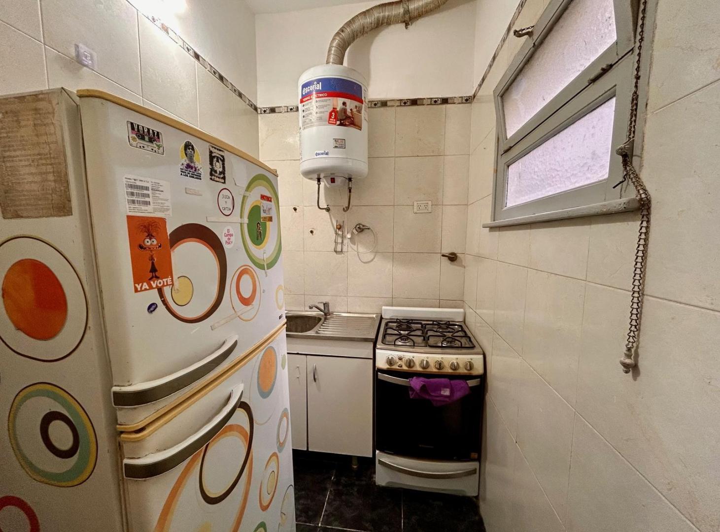 Foto de Dpto 2 ambientes en segundo piso por escalera en Caballito en venta, imagen 4