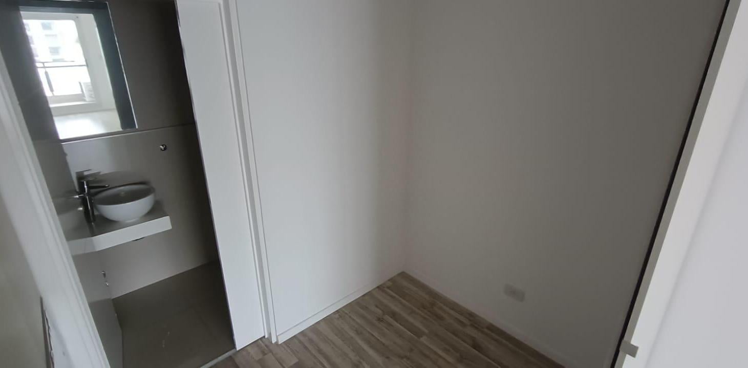 Foto de Semipiso 2 ambientes con balcón al frente, cochera, muy luminoso, en, imagen 4