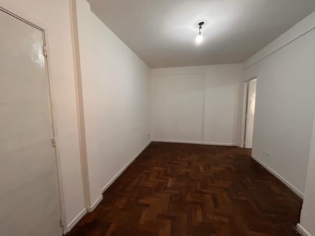 Foto de Departamento 2 amb cocina separada, primer piso por escalera en venta, imagen 4