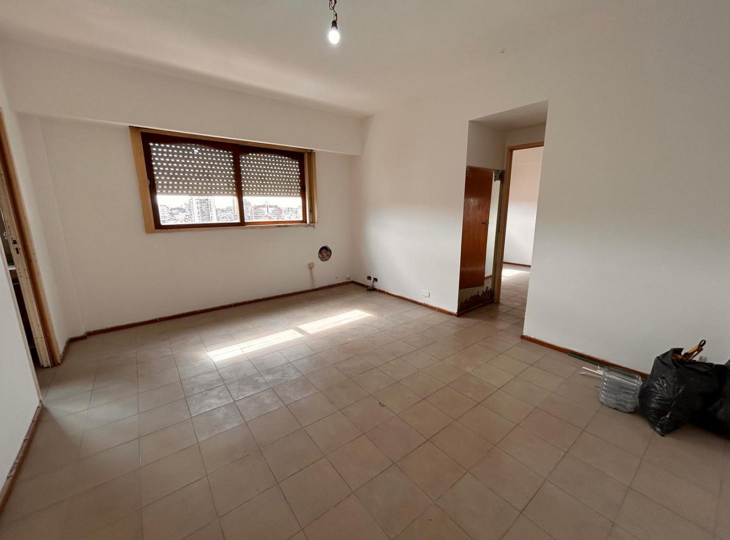 Foto de Departamento 2 ambientes sin expensas en piso alto en alquiler en, imagen 2