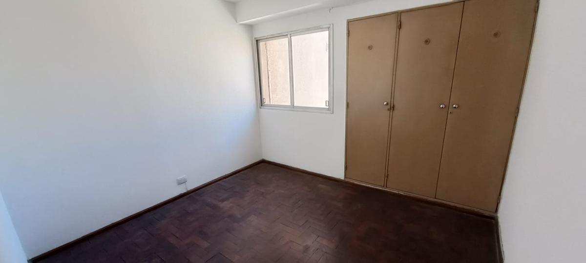 APTO CREDITO -4 DORMITORIOS BALCON - BOLIVAR 300 - B° CENTRO-ZONA TRIBUNALES