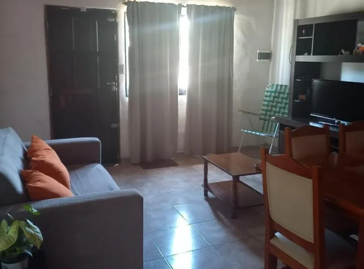 Casa 1 dormitorio - Patio - San Jeronimo al 400 - Saldan - Cordoba 2