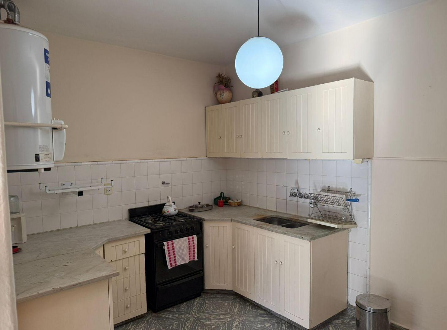 Foto de Casa 4 dormitorios - jardin - cochera - Belgrano al 100 - Coronel Moldes, imagen 5