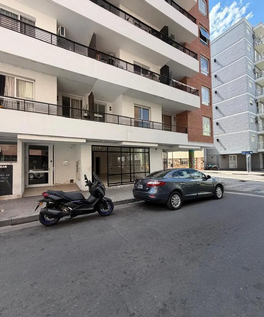Local Comercial- Esquina - 85m2 - Coronel Agustin Olmedo al 300 - Barrio Alberdi 4
