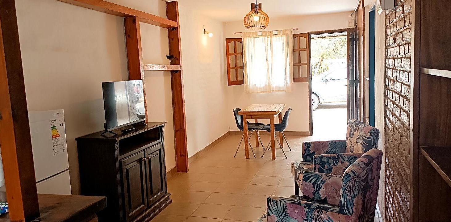 Foto de Departamento 1 dormitorio - Amoblado - Lazaro Langer al 1200 - B° Altos, imagen 2