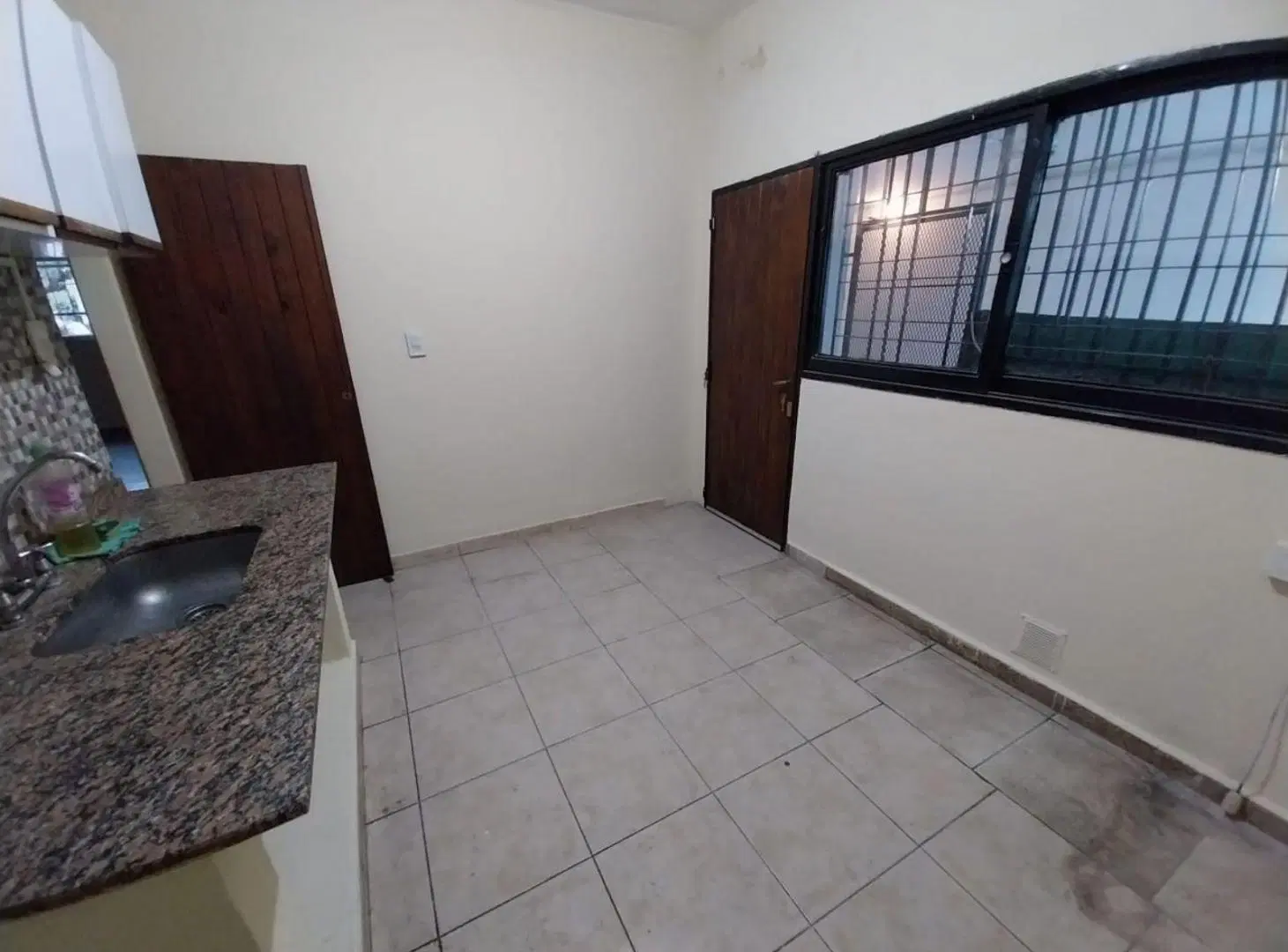 Oportunidad Inversores - Casa   Departamento   Cocheras - Caferatta al 100 - Alto Alberdi 3