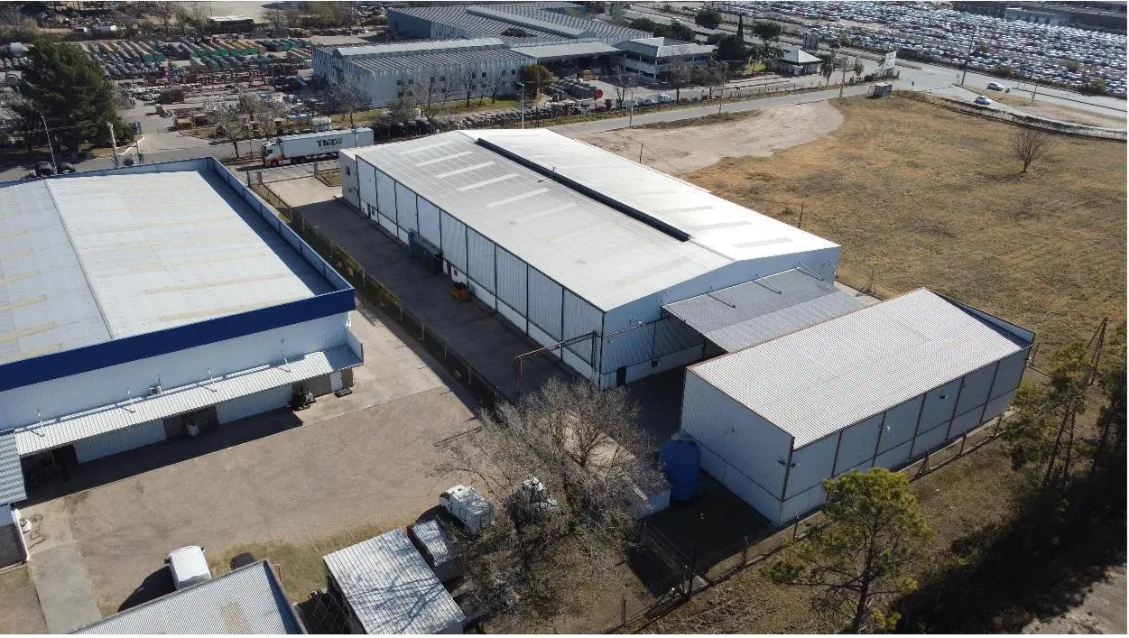 NAVE INDUSTRIAL - OPORTUNIDAD - B° FERREYRA 4