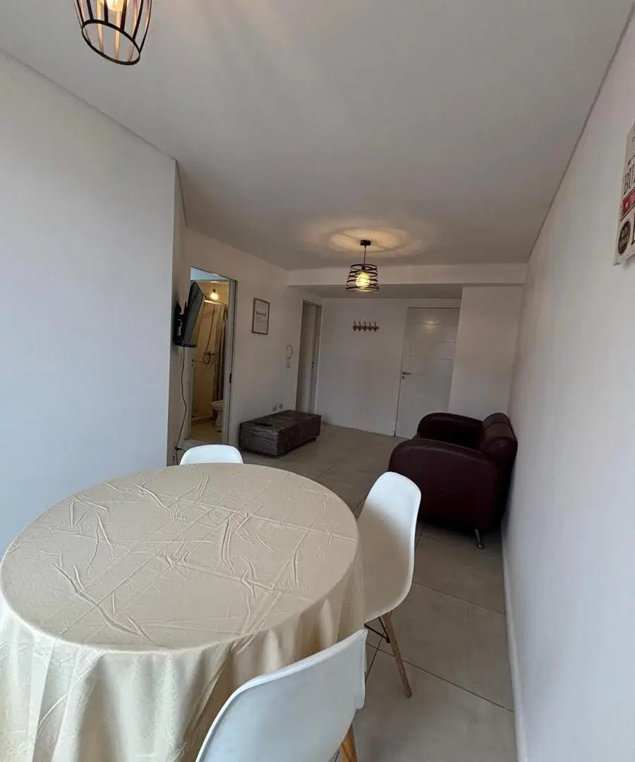 Departamento 1 dormitorio - Terraza propia - Amoblado - Bv. Chacabuco al 800 - Nueva Cordoba 2
