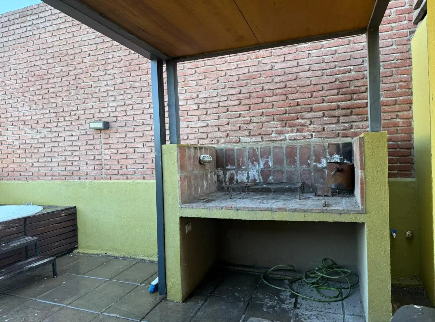 Departamento 1 dormitorio - Terraza propia - Amoblado - Bv. Chacabuco al 800 - Nueva Cordoba 3