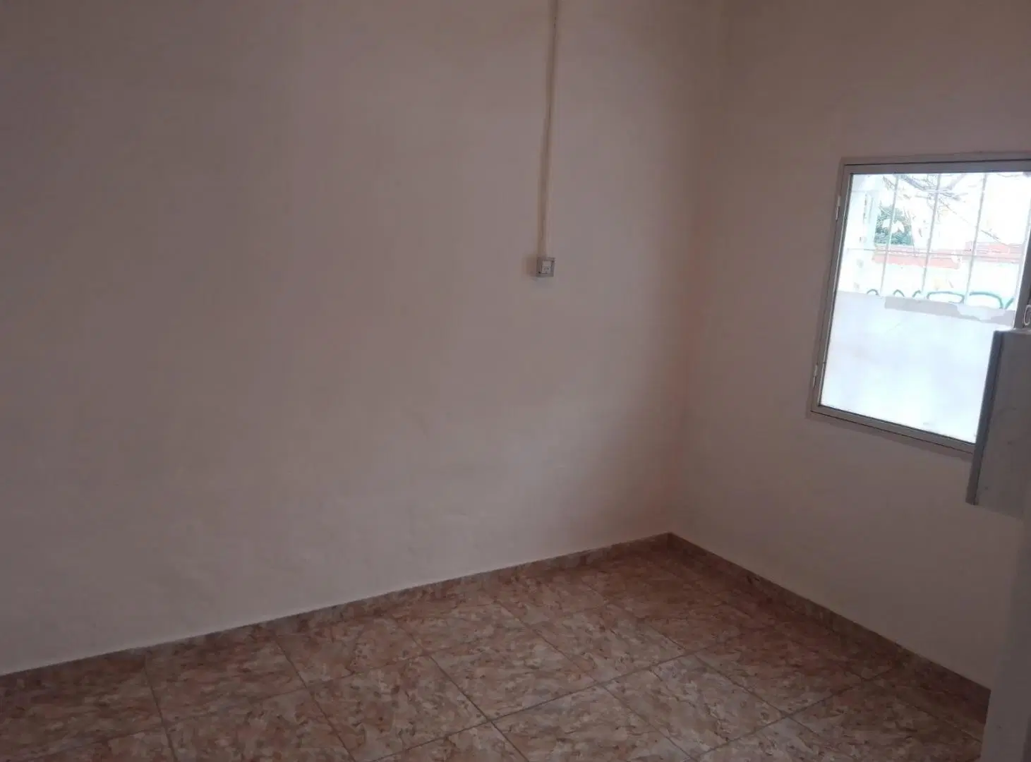Casa 2 dormitorios - Cochera - Ingeniero Lopez al 100 - B° Alberdi 8