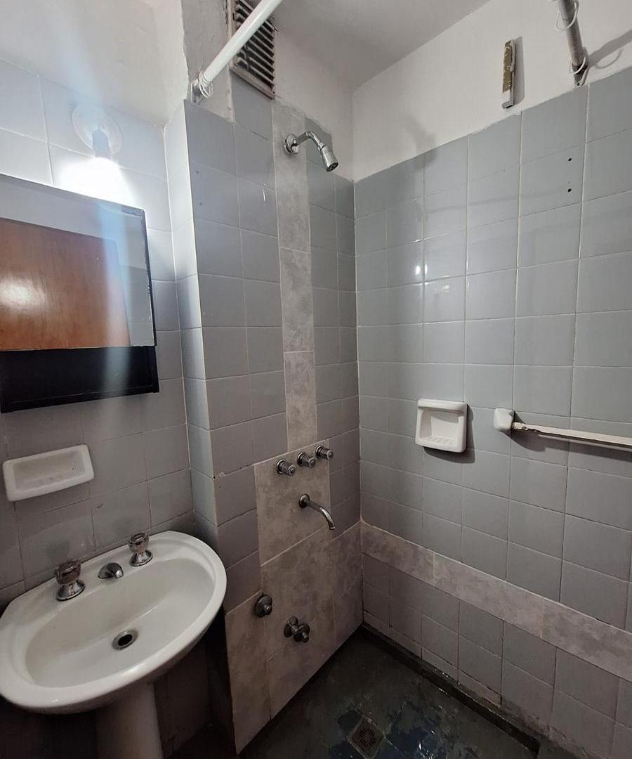 Foto de DEPARTAMENTO 1 DORMITORIO - SANTA ROSA AL 100- B°CENTRO, imagen 4