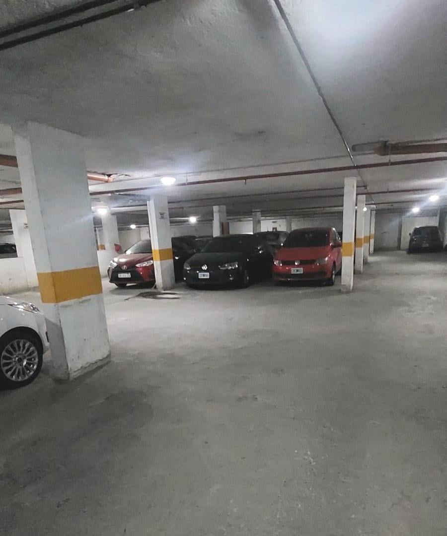 Foto de Cochera con escritura- Caseros al 1700 - Alberdi, imagen 2