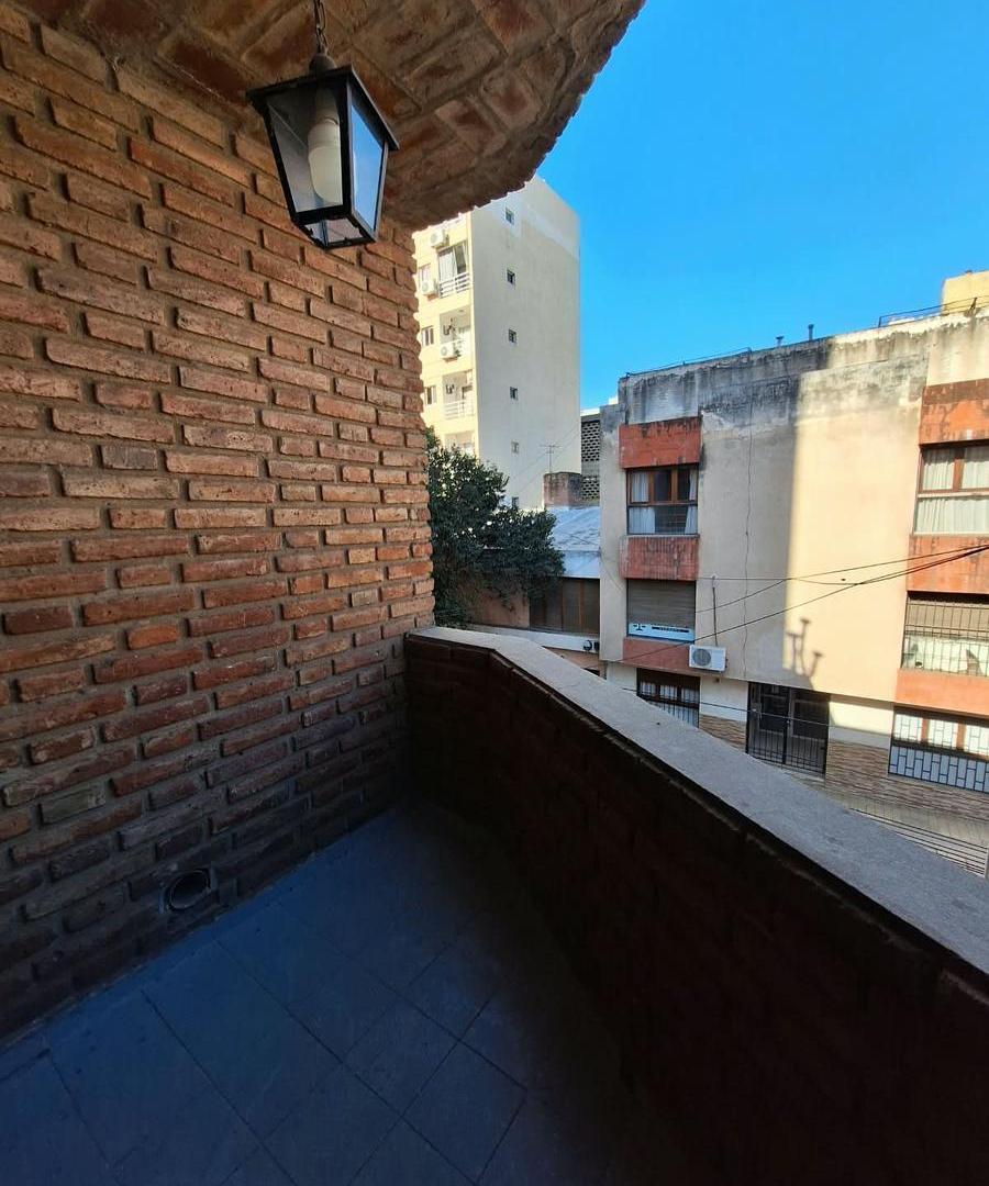 Foto de Departamento 1 dormitorio - Balcon - Gral. Artigas al 300 - B° Centro, imagen 1