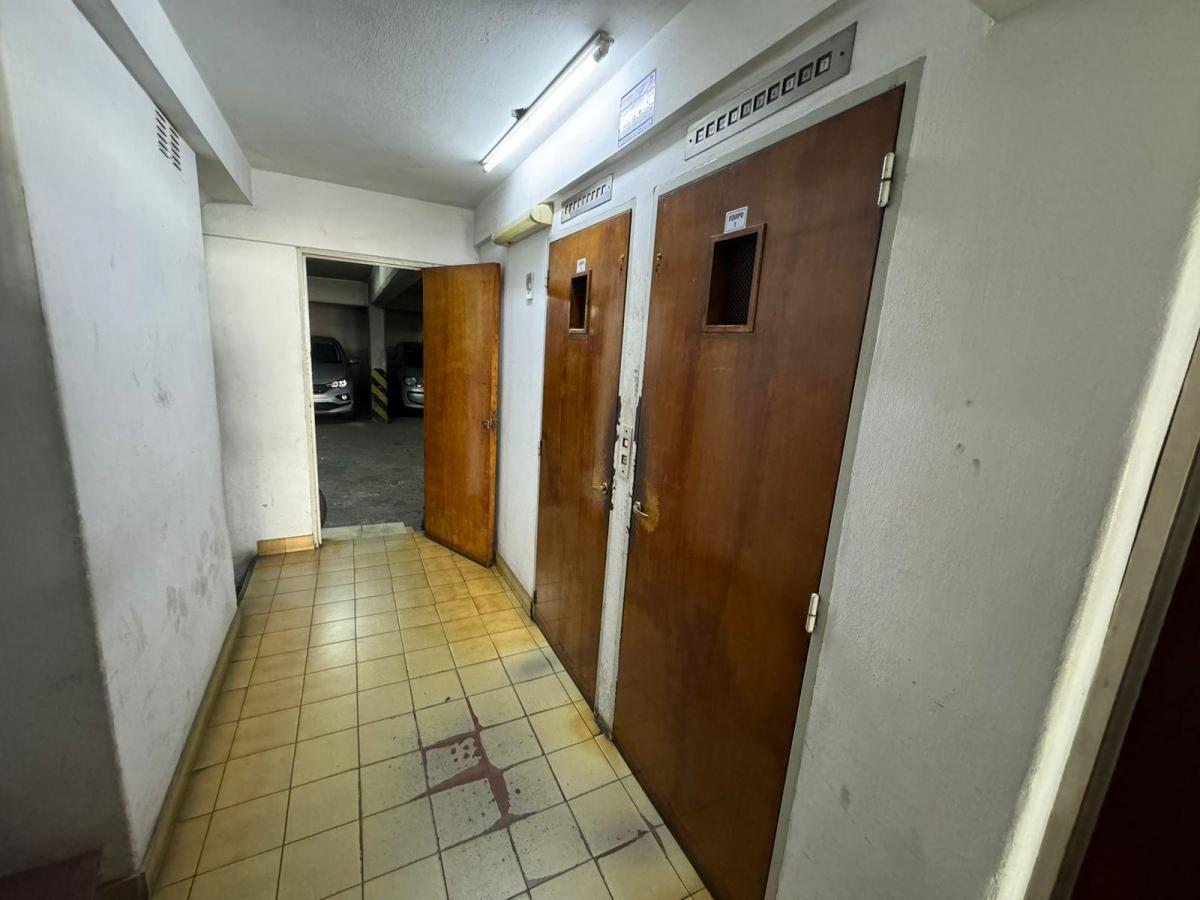 Foto de COCHERA EN VENTA - ZONA TRIBUNALES - BOLIVAR 300, imagen 5
