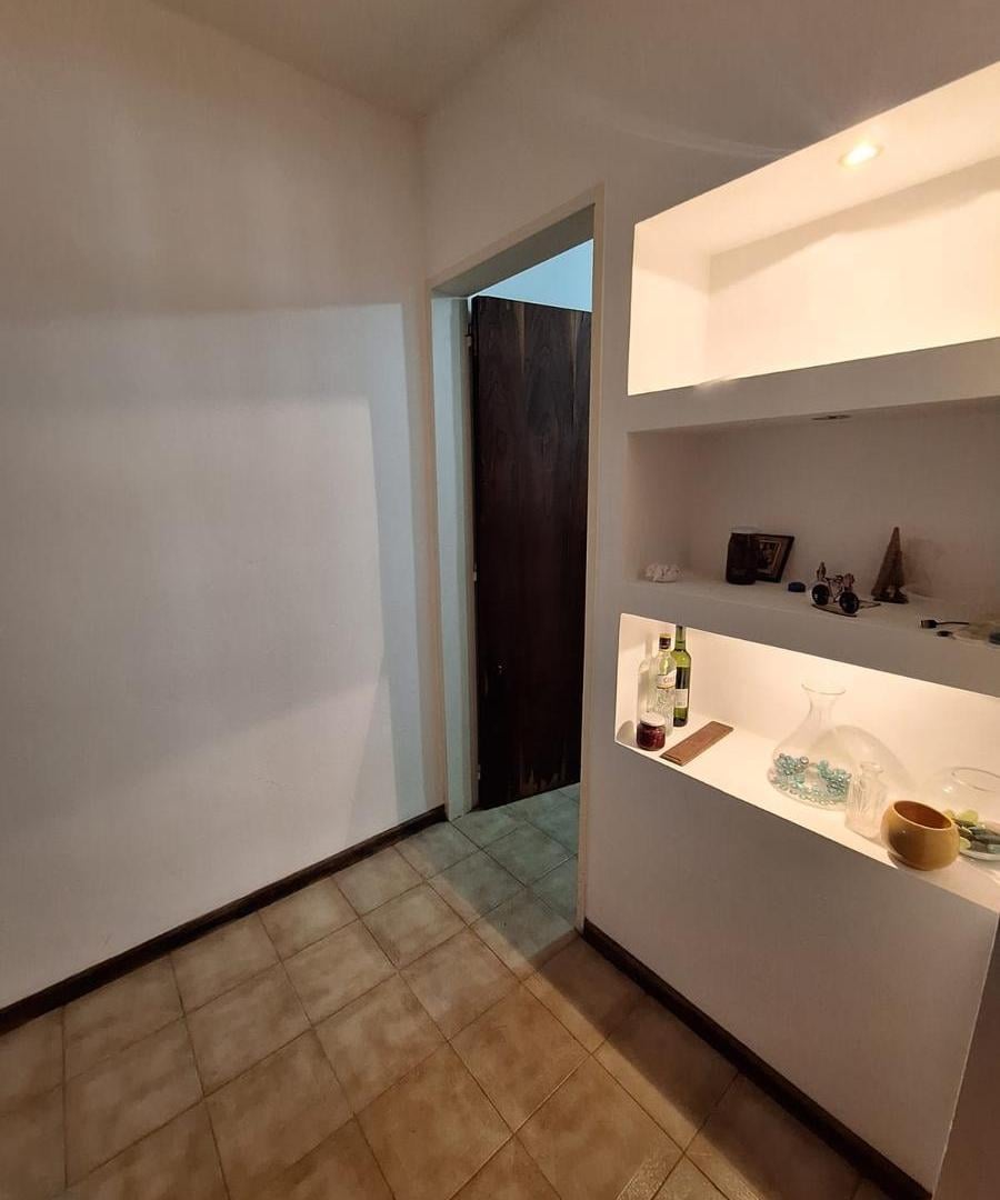 Foto de Casa 4 dormitorios - Cochera - Ricardo Wagner al 3000 - Barrio Juan, imagen 2