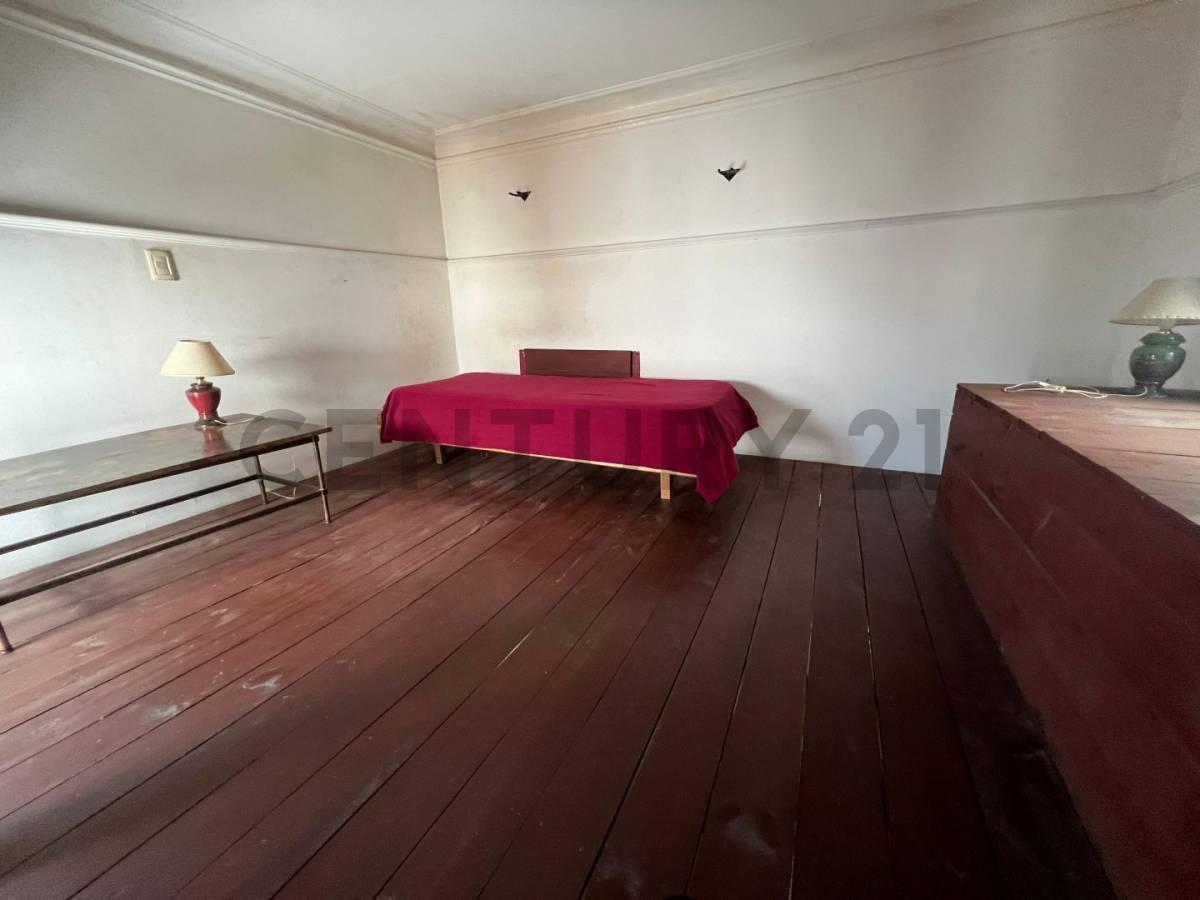 Venta Departamento Piso 6 Ambientes en Balvanera 4