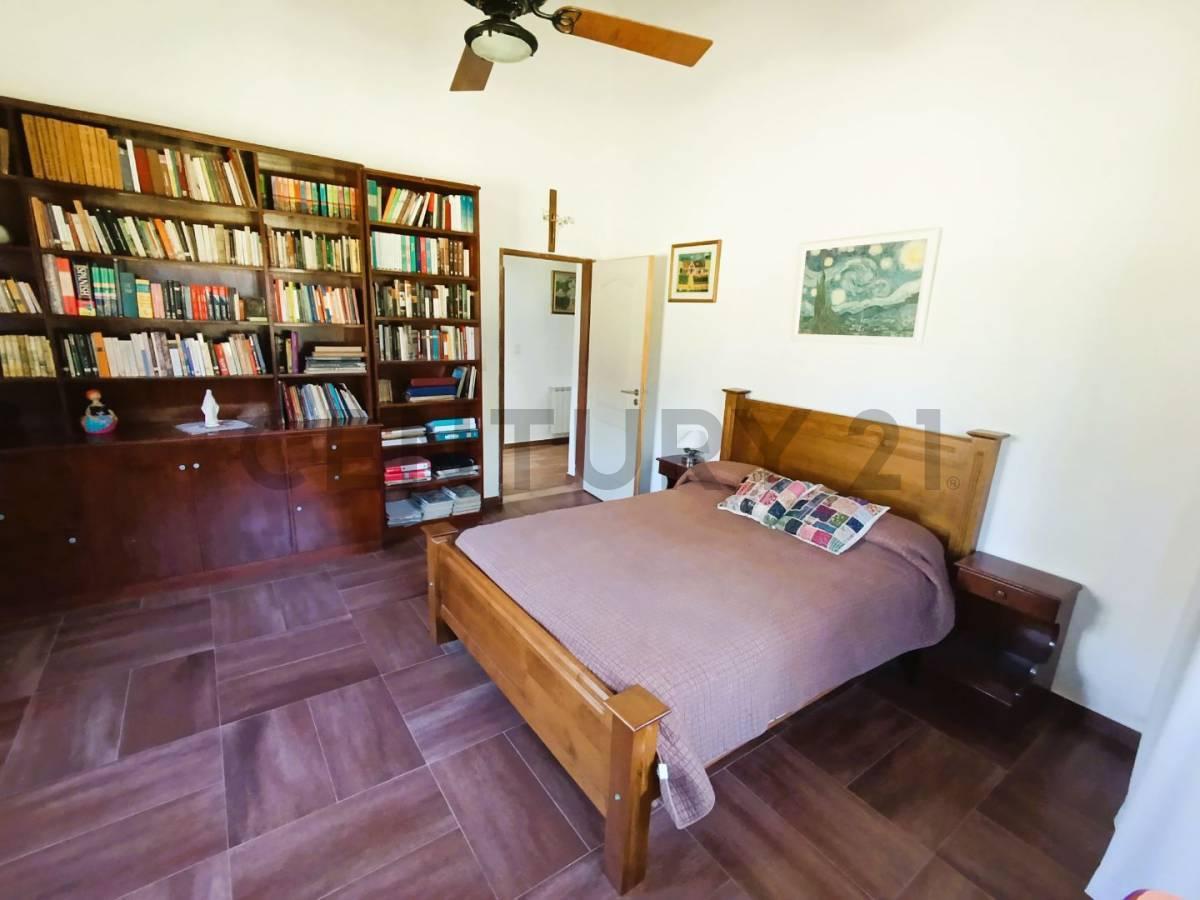 Casa en Venta en Mercedes 4 Ambientes Sobre Lote de 5500 m 4