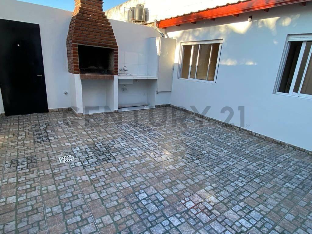 Venta de Departamento PH 3 Ambientes, General San Martín 5
