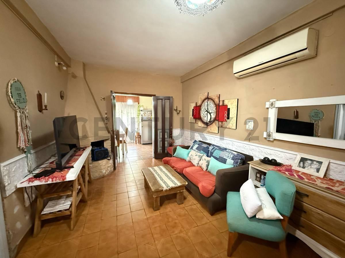 Venta Casa 3 Ambientes Mas Departamento en San Miguel 4