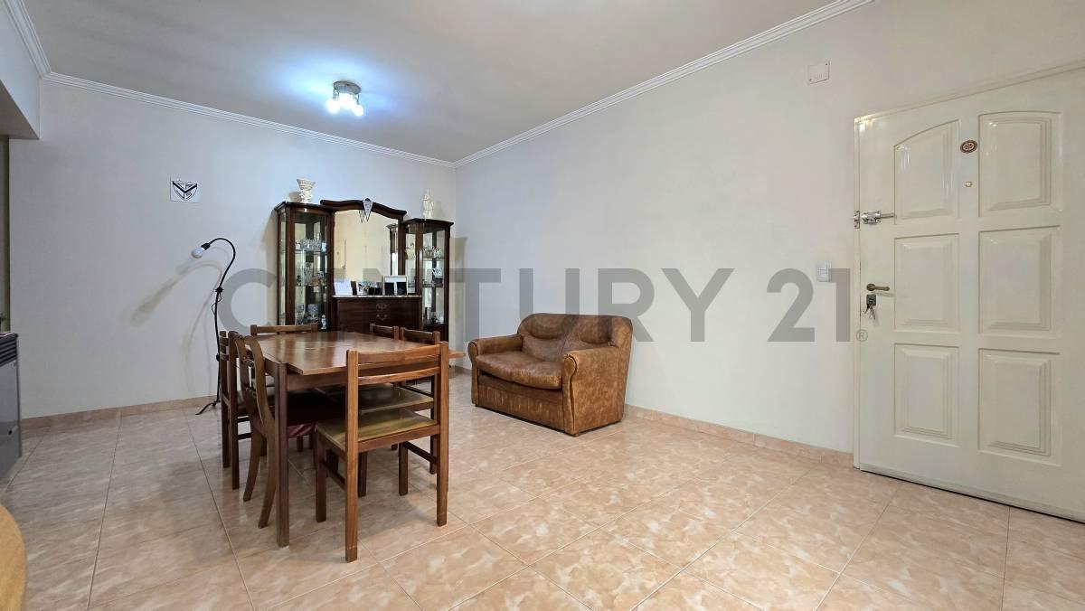 Venta PH 3 Ambientes en Pb con Dos Patios en Villa Luro 4