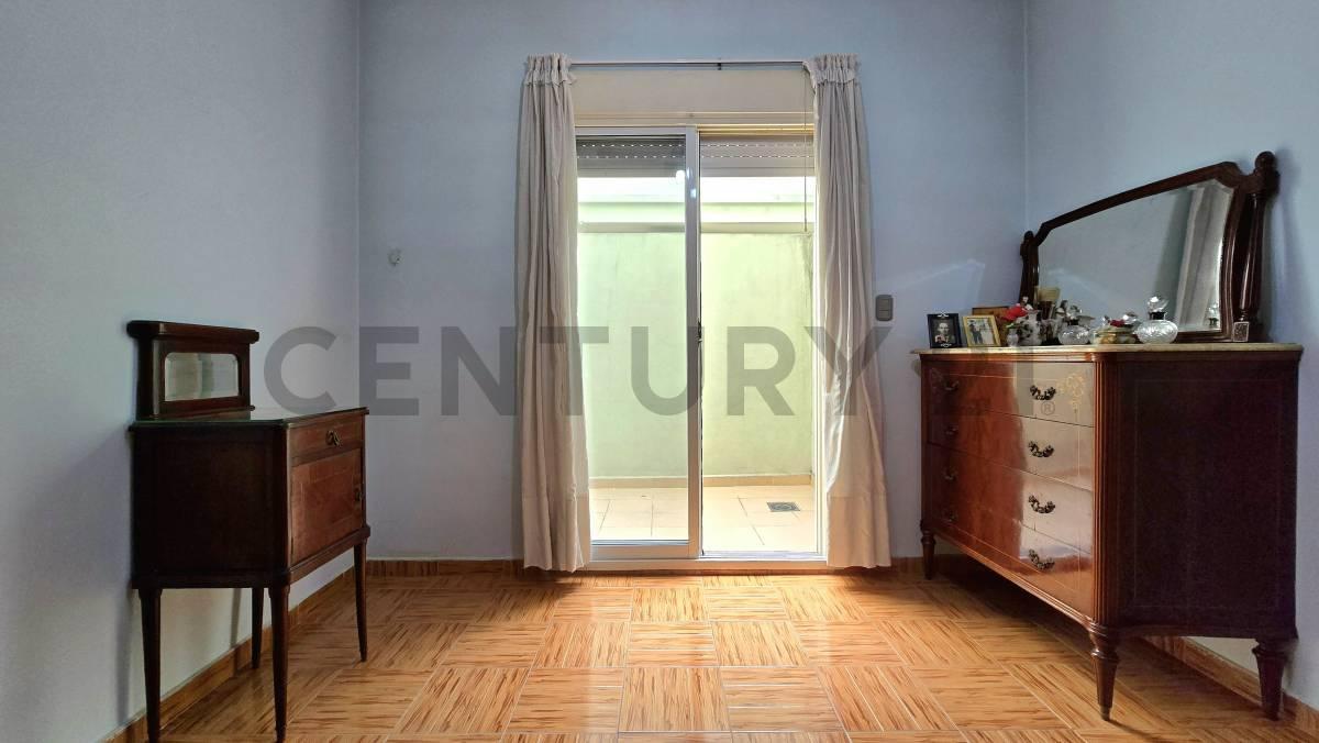 Venta PH 3 Ambientes en Pb con Dos Patios en Villa Luro 2
