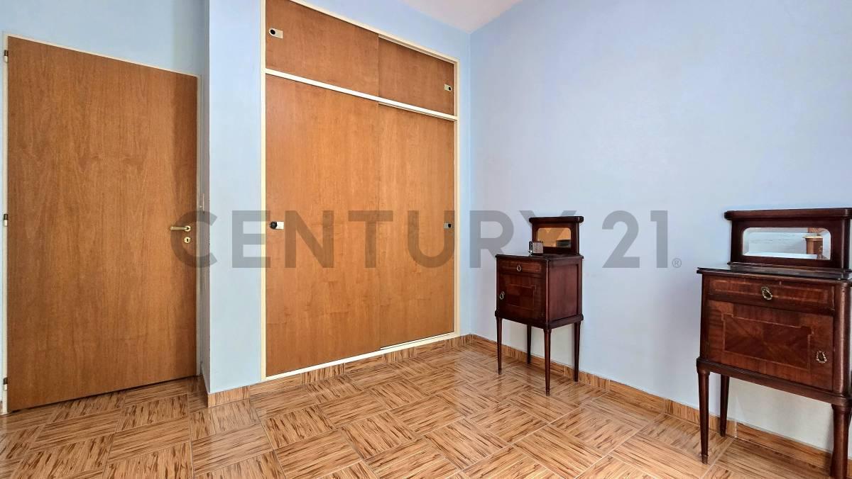 Venta PH 3 Ambientes en Pb con Dos Patios en Villa Luro 3