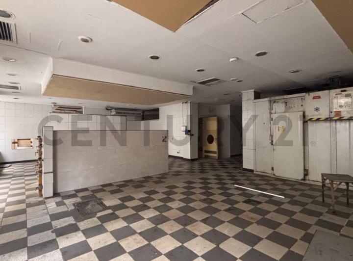 Alquiler Oficina 687 m² – Edificio Histórico en Galería Güemes, Vista a Calle Florida