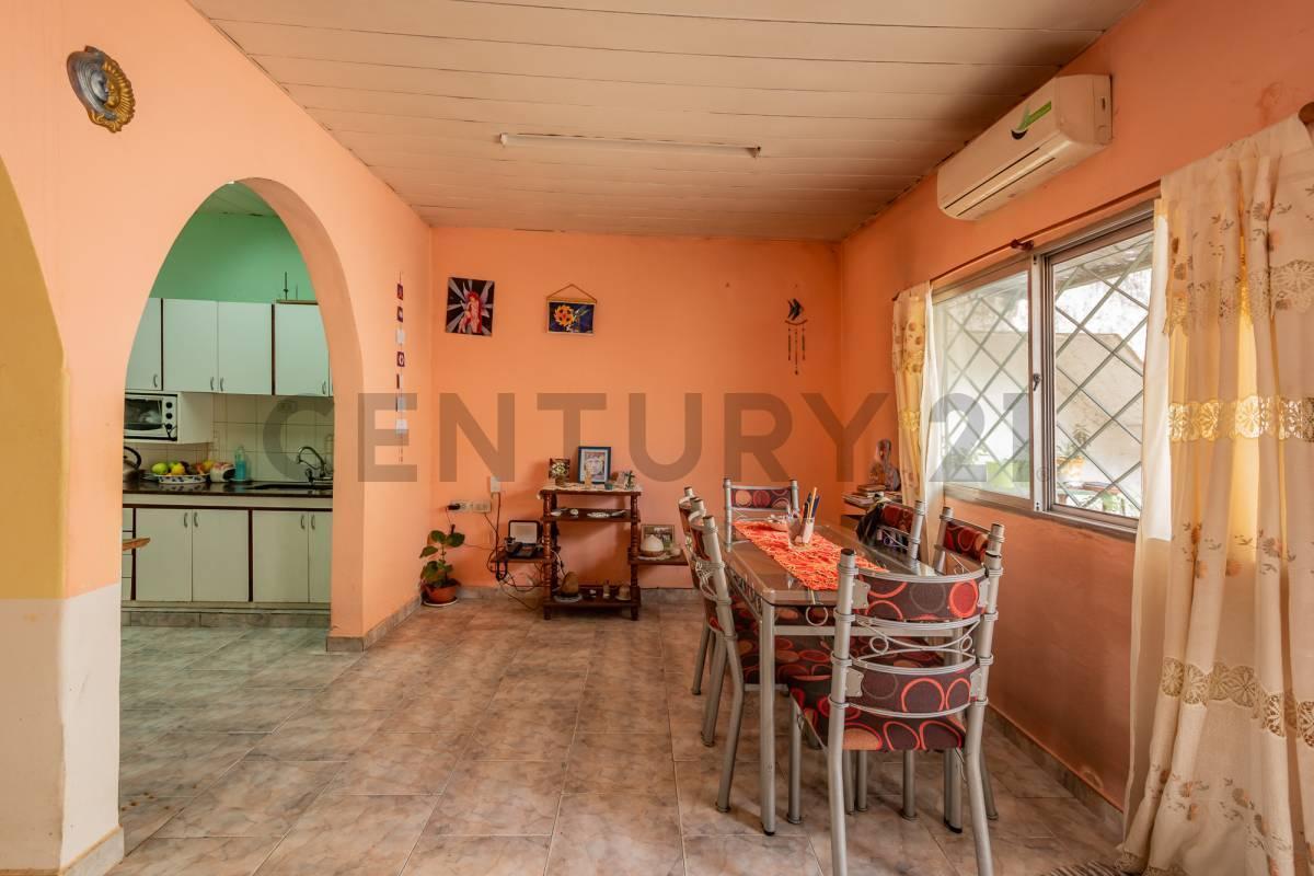 Venta Casa 3 Ambientes en Wilde – Lote Propio con Jardín, Patio y Terraza