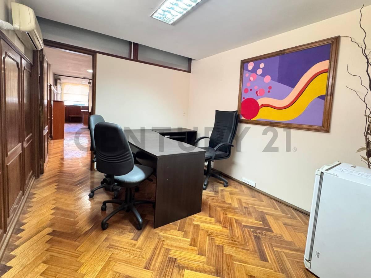 Foto de VENTA DE TRES OFICINAS EN SAN NICOLAS, imagen 3