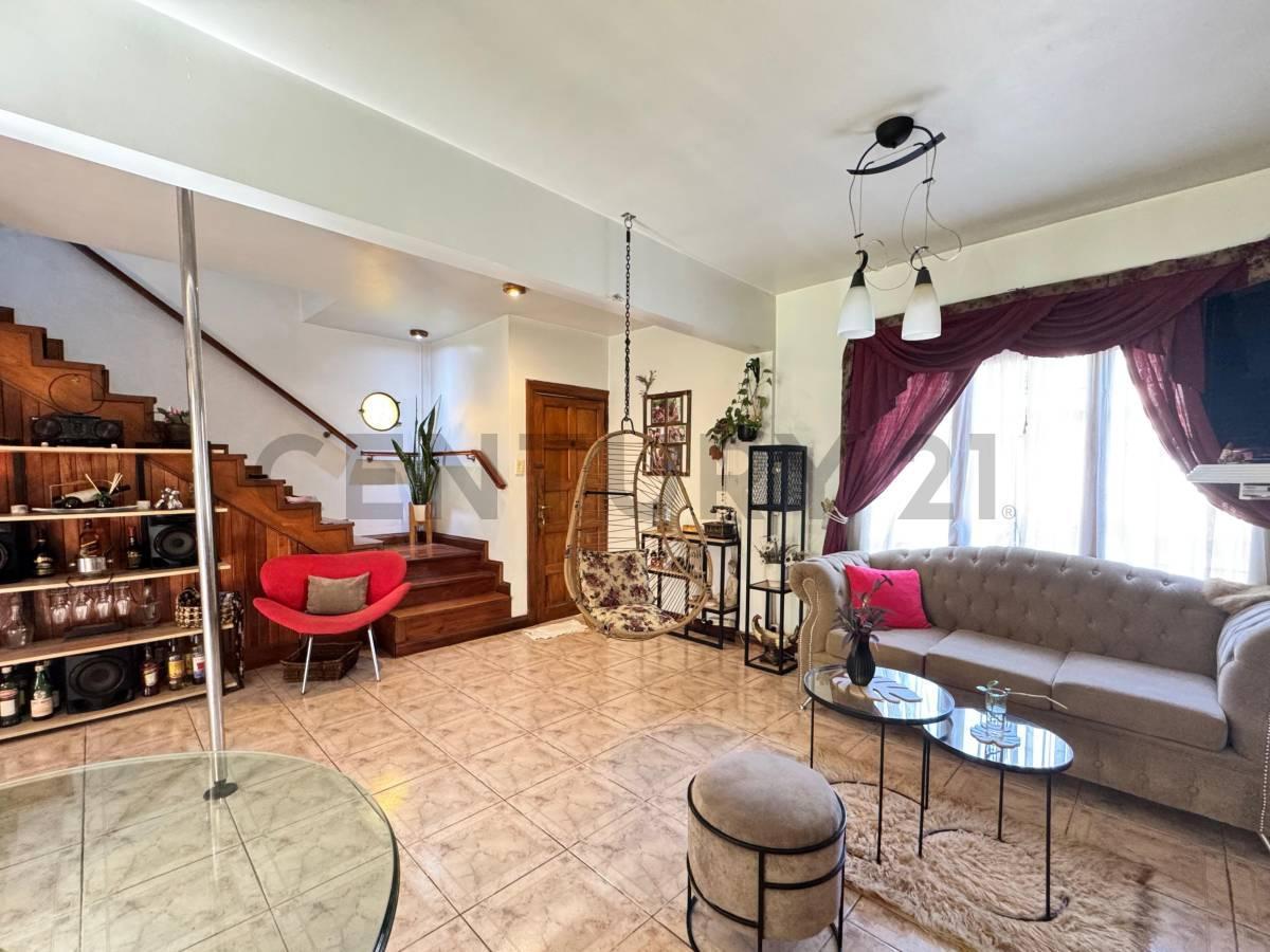 VENTA DE DUPLEX 4 AMB CON COCHERA EN MORON