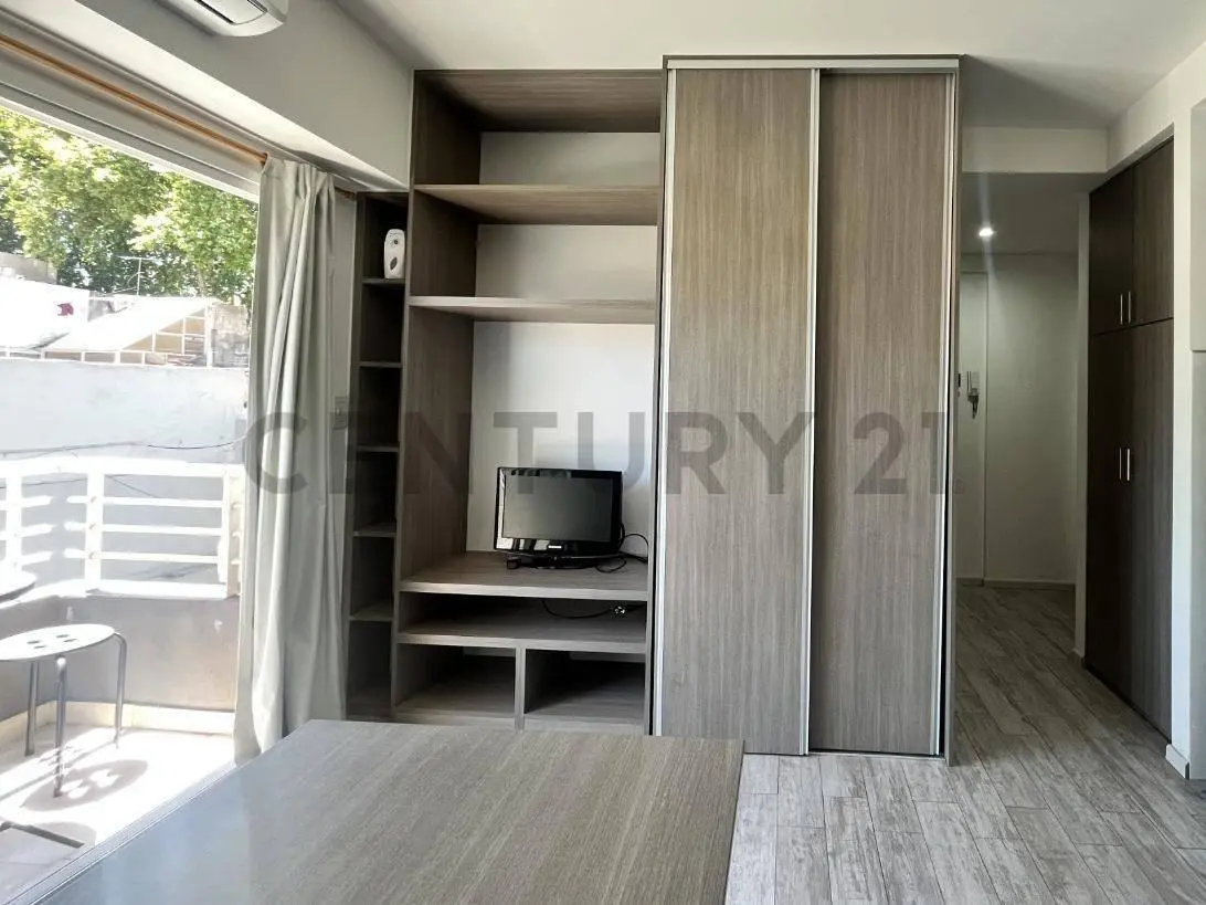 Monoambiente en alquiler en La Paternal – 2° piso con ascensor – expensas incluidas 5
