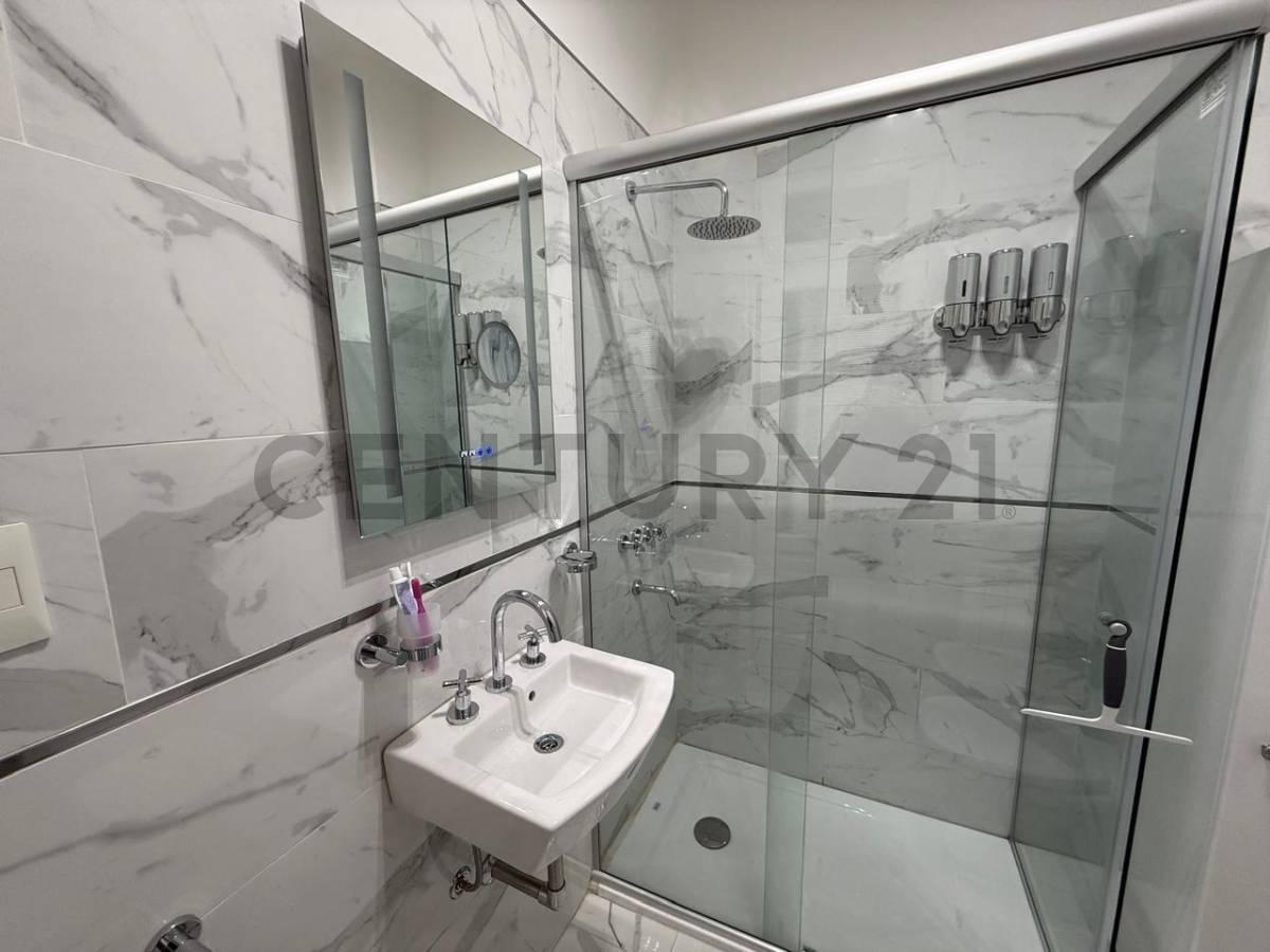 Foto de VENTA PH 2 AMBIENTES Y MEDIO RECICLADO TOTALMENTE A NUEVO EN SAN TELMO, imagen 5