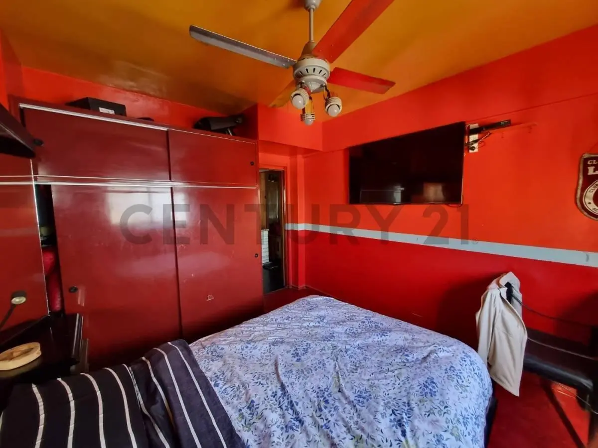 VENTA DEPARTAMENTO 4 AMBIENTES CON TERRAZA EXCLUSIVA – SAN CRISTÓBAL, CABA  SE ACEPTA PERMUTA POR 3 5