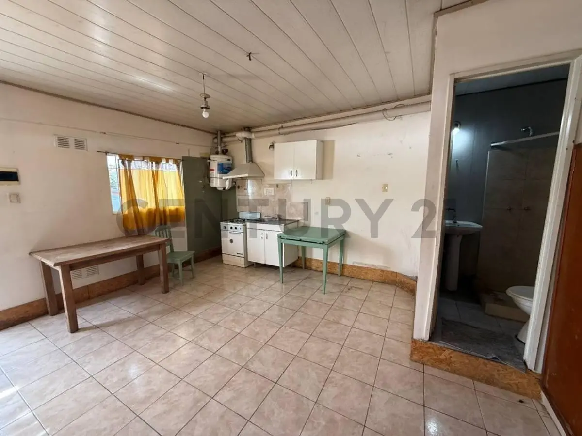 VENTA COMPLEJO DE DEPARTAMENTOS EN BELLA VISTA 4