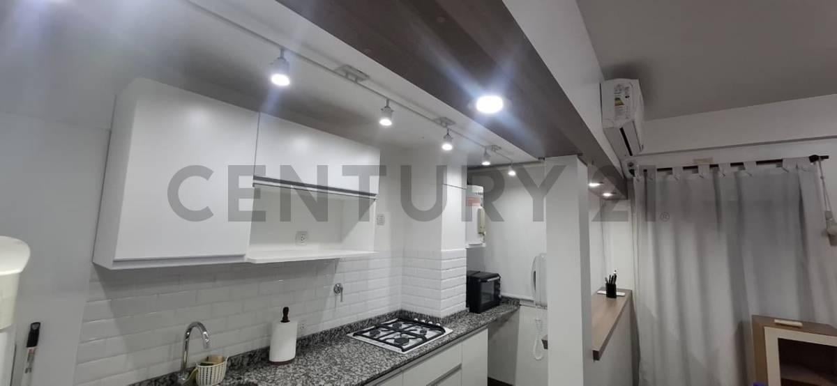 Alquiler 2 Ambientes Amoblado en Villa del Parque | Reciclado a Nuevo | Excelente Ubicación sobre No