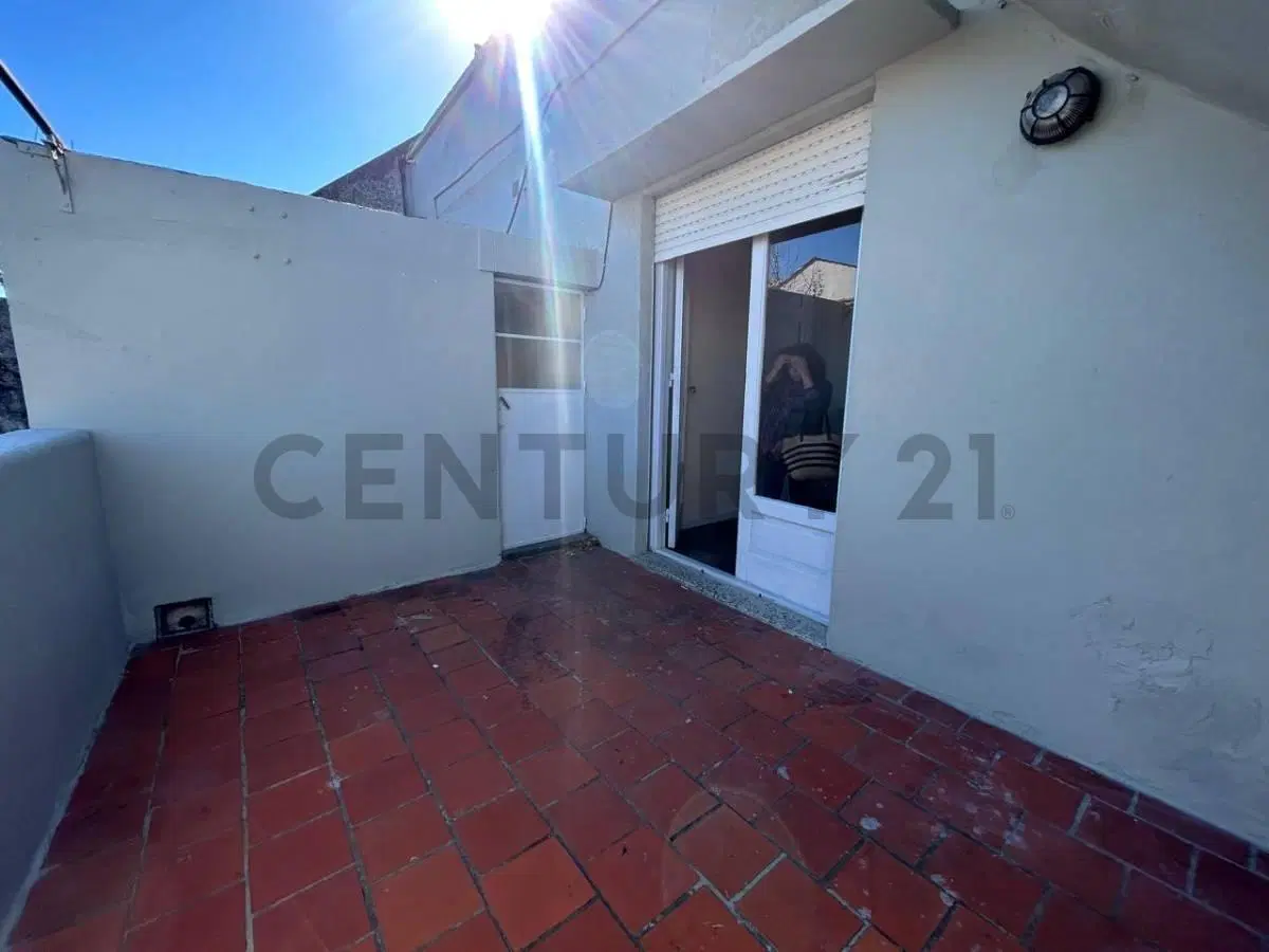 ALQUIER PH EN PRIMER PISO VILLA ADELINA 2