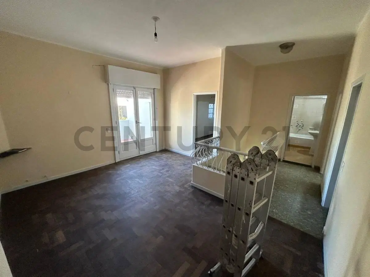 ALQUIER PH EN PRIMER PISO VILLA ADELINA 4