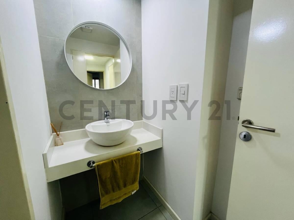 Moderno 2 Ambientes con Balcón, Vestidor y Amenities en el Corazón de San Telmo – Apto Crédito