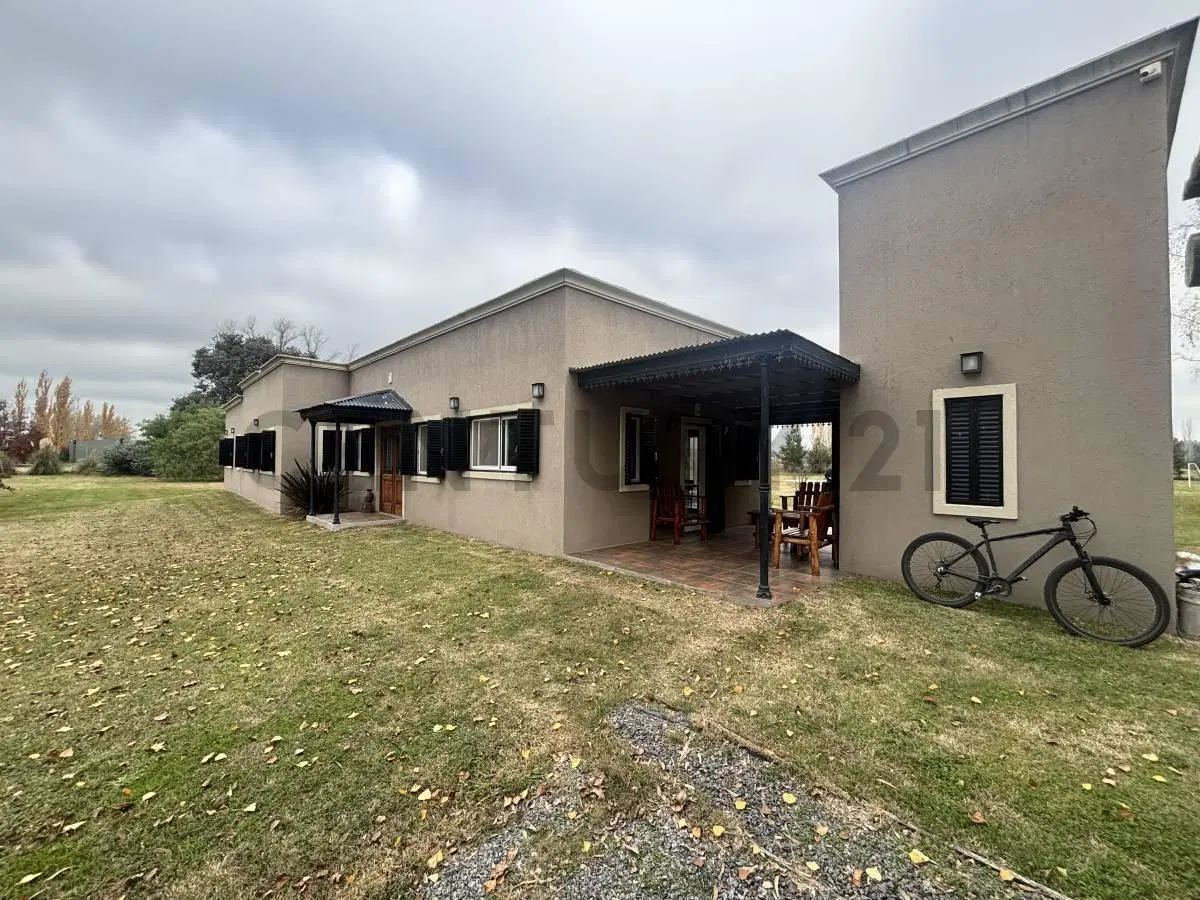 Espectacular Chacra en Estancia Las Lilas (Luján) – 3 Dormitorios, Piscina de Venecitas y Excepciona 4