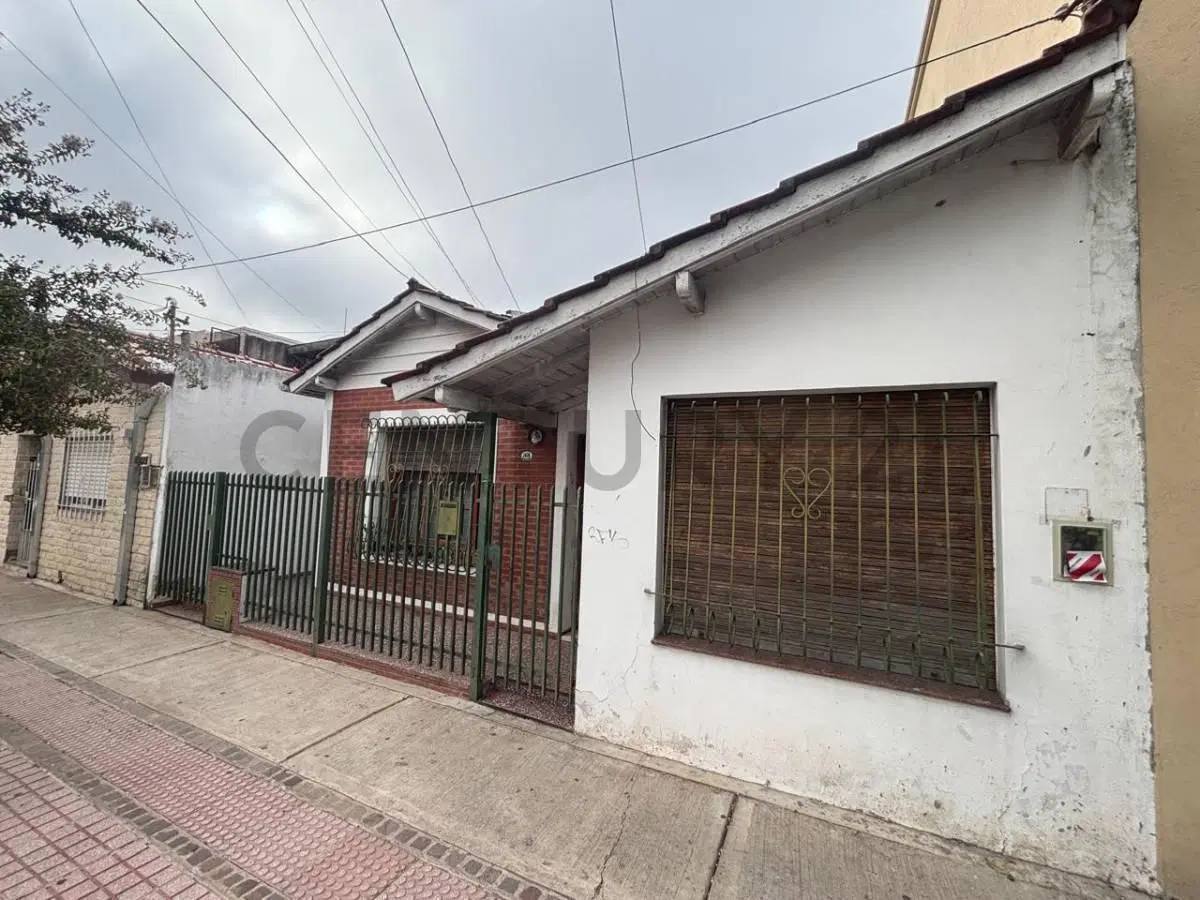 VENTA CASA 4 AMBIENTES EN VENTA EN POLVORINES – EXCELENTE UBICACIÓN SOBRE ZONA COMERCIAL 2