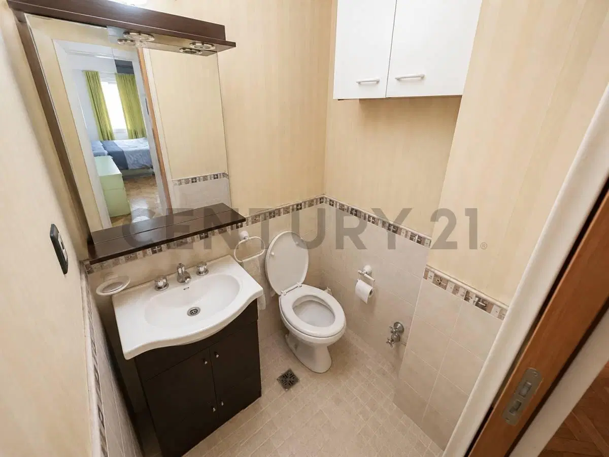 VENTA DEPARTAMENTO 3 AMBIENTES + DEPENDENCIA EN RECOLETA 2