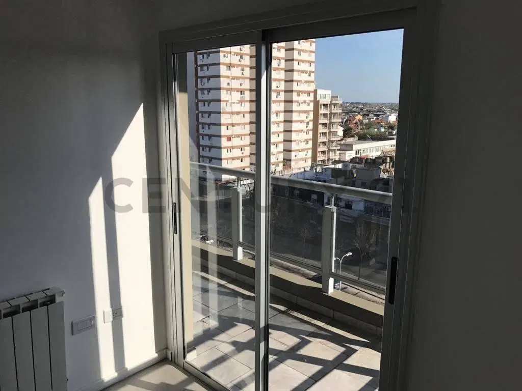 VENTA DEPARTAMENTO 3 AMBIENTES EN ESQUINA CON BALCÓN – EXCELENTE UBICACIÓN Y LUMINOSIDAD 3