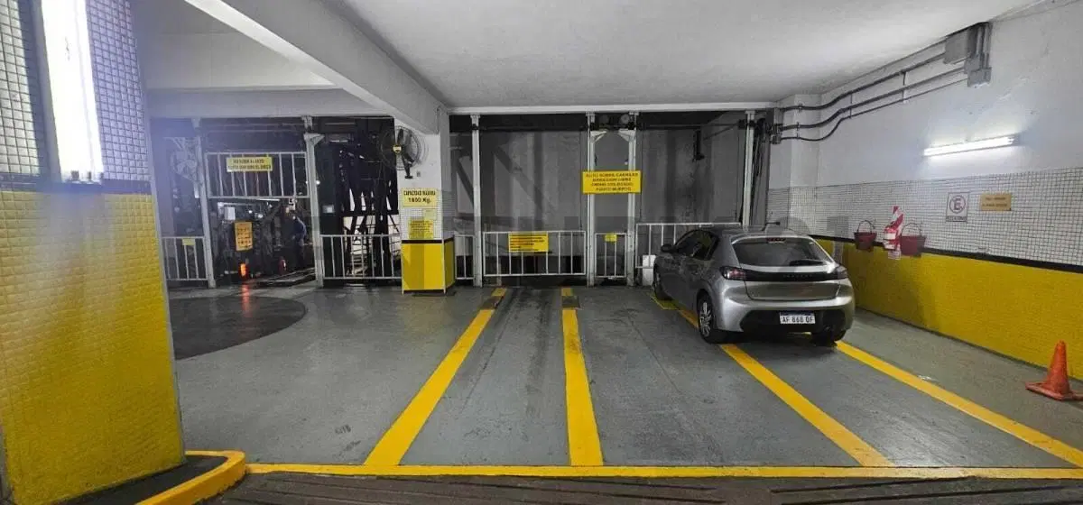 VENTA DE COCHERA EN PLENO MICROCENTRO PORTEÑO - RIVADAVIA AL 500 3