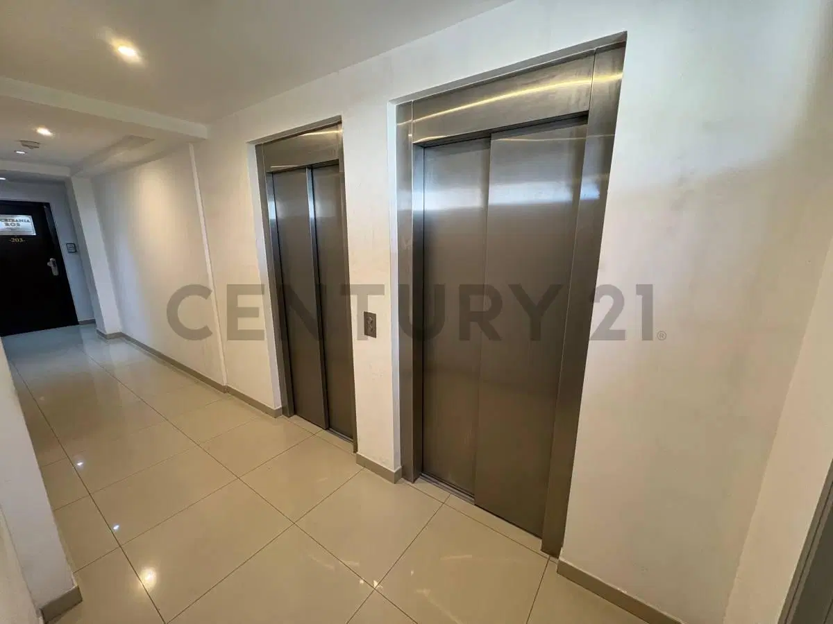 Venta 2 oficinas en pleno centro de Moron -Ed.Moron Premium 5