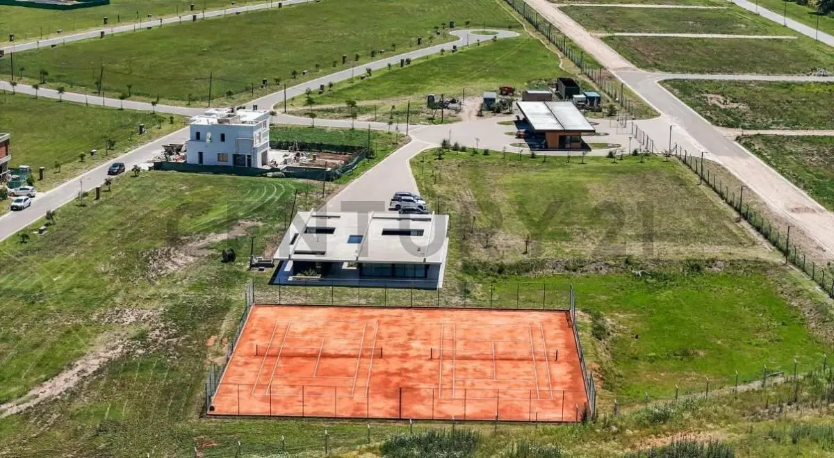 VENTA DE LOTE VILLAGE JOVEN 600M2 - TOMA PERMUTA VEHICULO-FINANCIA 2