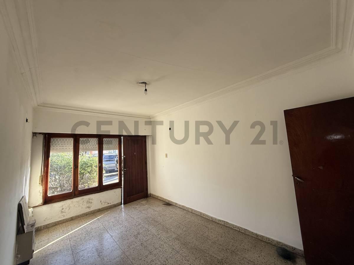 Casa en venta en Trenque Lauquen ~ Vignau 336