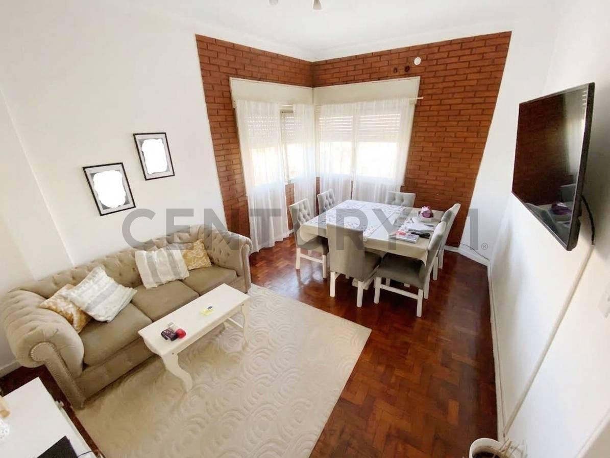 Foto de VENTA 4 AMBIENTES EN SARANDI, imagen 1