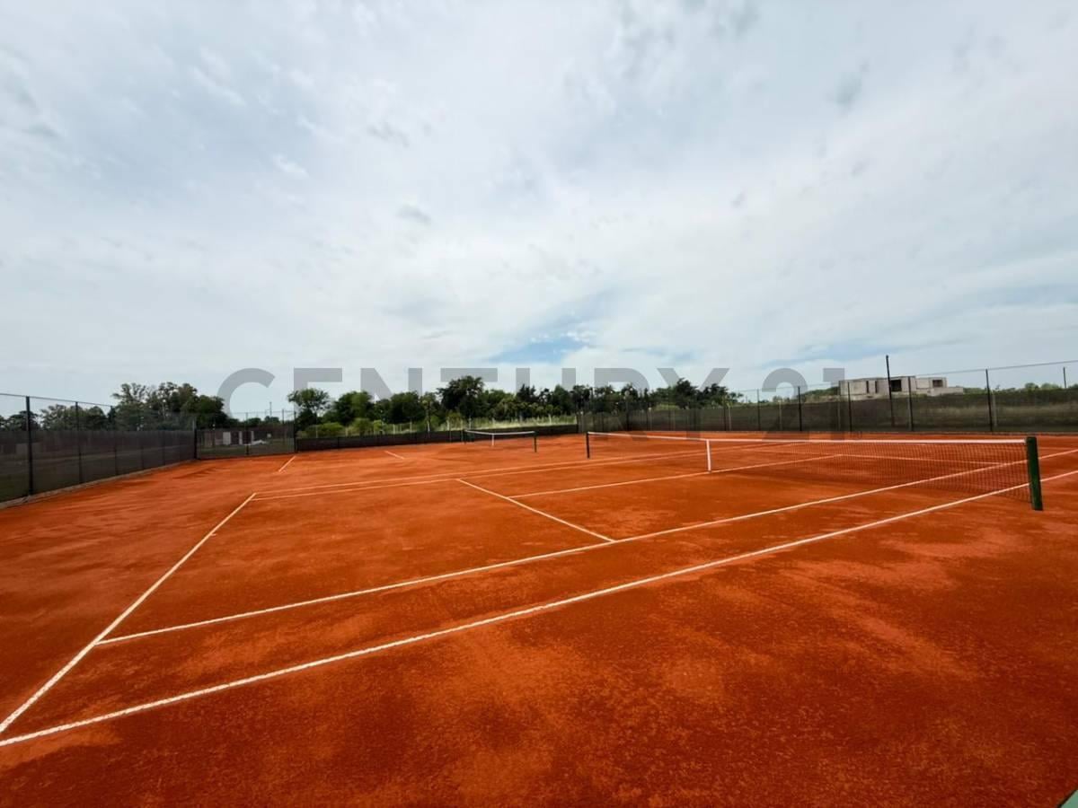 Foto de VENTA ESPECTACULAR LOTE CENTRAL - VILLAGE PLAZA - LOT 124 - EXCELENTE, imagen 3