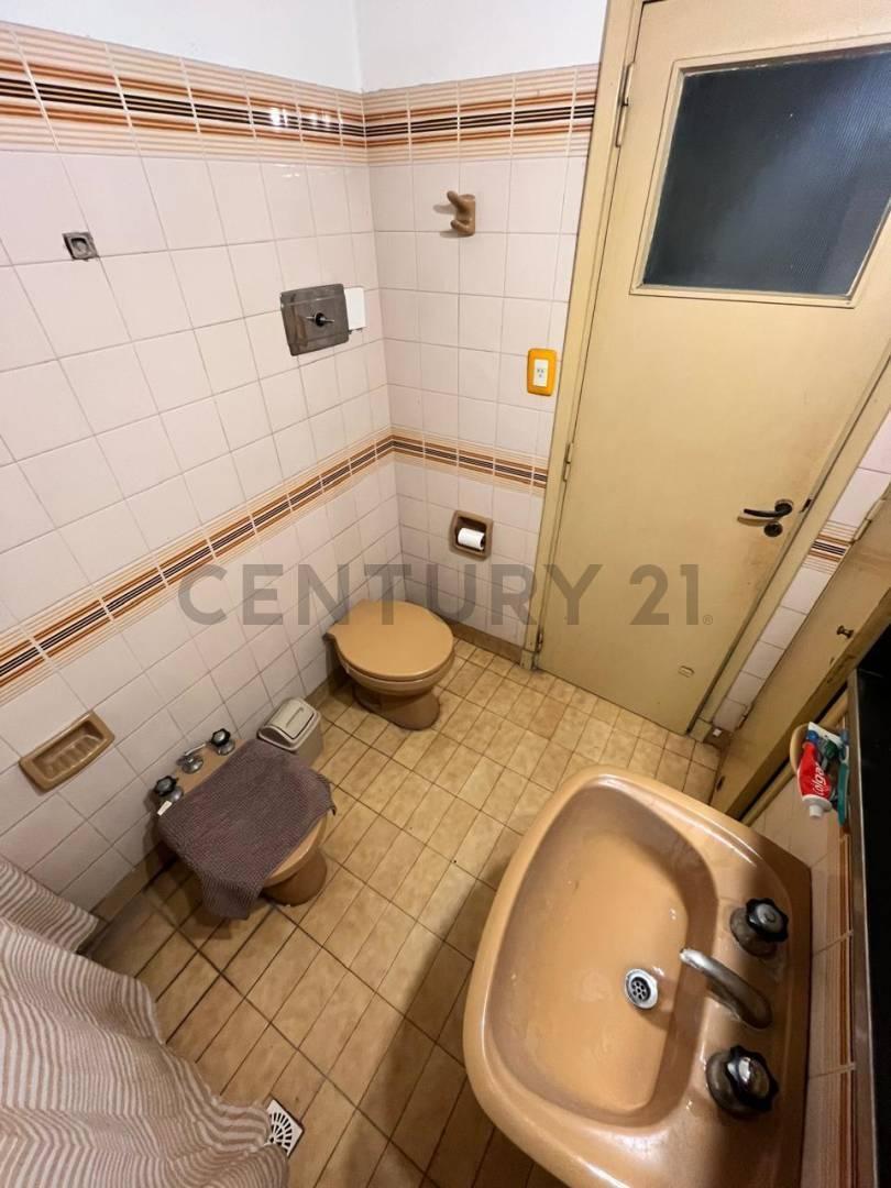 Foto de CASA 3 AMBIENTES EN VENTA EN SAN MIGUEL | PARQUE, PILETA Y GARAJE |, imagen 3