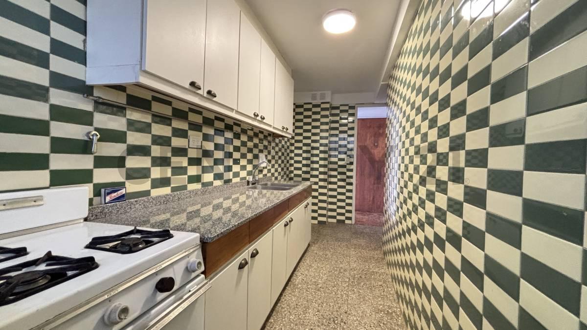 Foto de Departamento en Alquiler – Palermo Chico | 3 Ambientes con Balcón, imagen 1
